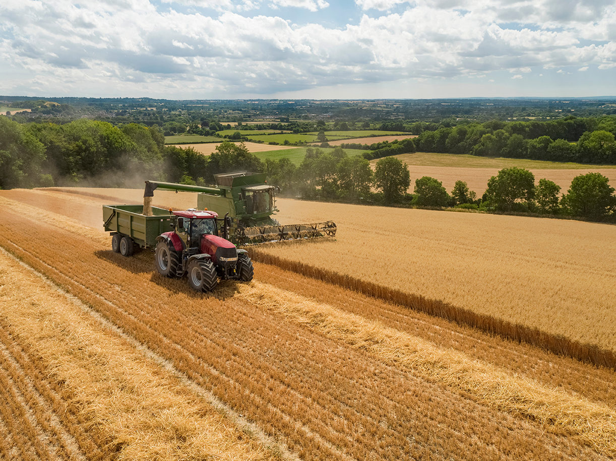 Championing Farmers – Red Tractor’s Role in Navigating Renewable Energy Changes  